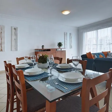 Amazing Views St Julians Waterfont Apartment